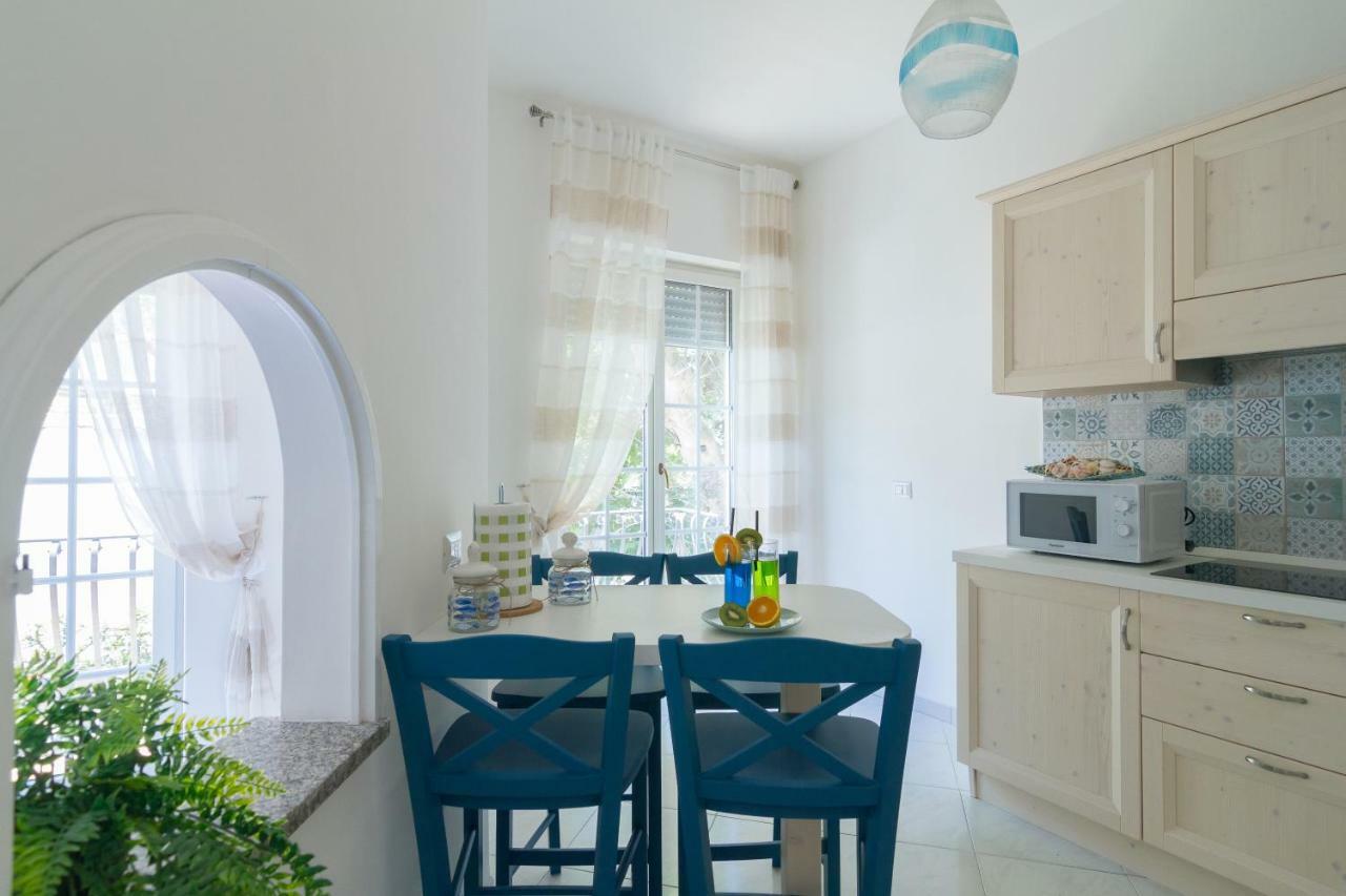 Aquamarine Relaxing Capri Suites 외부 사진